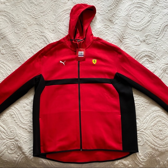 NEW men’s Ferrari Puma hoodie - Picture 2 of 4